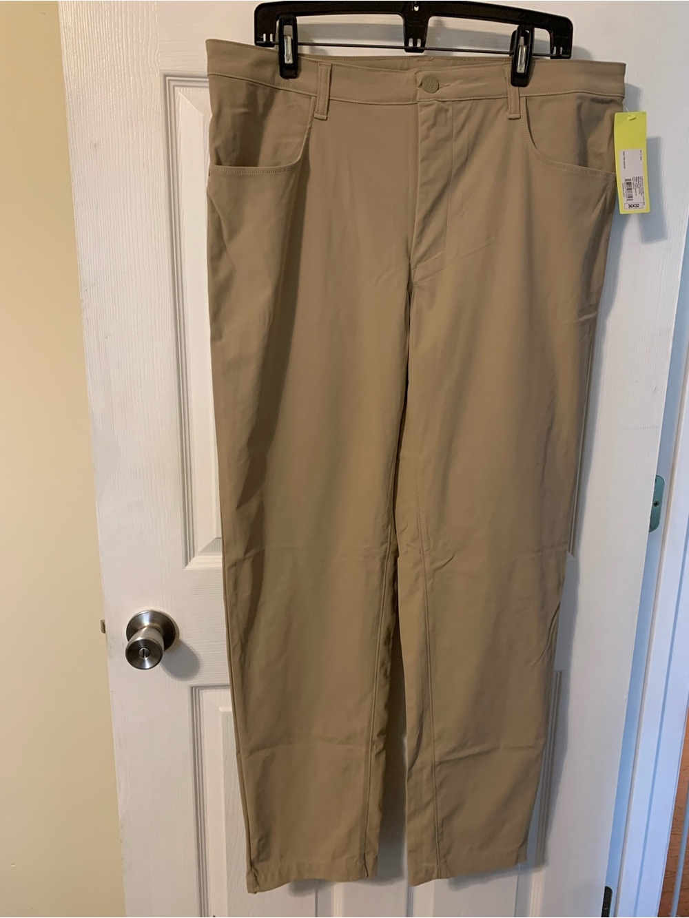 All in Motion NWT’s men’s size pants